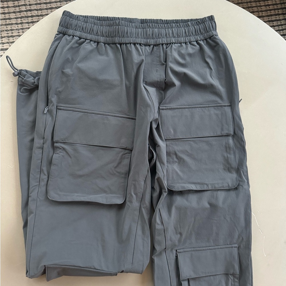 Alo Men’s Cargo Pants - Grey Small